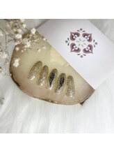 ラプワ ドゥエ(Lapre due)/ゴールドラメネイル