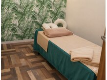 ロカヒ 新宿(LOKAHI)の雰囲気（新宿・完全個室のプライベート空間×温石ベッドでリラックス）