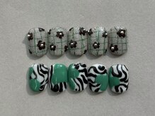 ネイルアンドアイラッシュ アールイー(Re)/