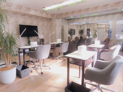 エリクサーネイル 神田(Elixir Nail)の写真