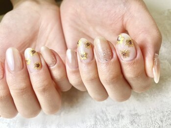 パシャ(Pacha)の写真/【パラジェル導入店】ちゅるんと可愛いセンス抜群のニュアンスネイル♪丁寧なオフ&ケアで仕上がり満足度◎