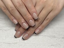 カラーホリック ネイルスパ(Colorholic Nailspa)/ネイビーラインフレンチ