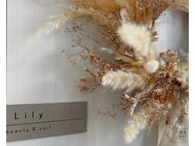 リリー(Lily)/店舗入り口