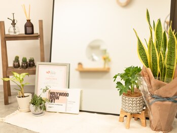 アリー(Arie)/ナチュラルなサロン雰囲気◎