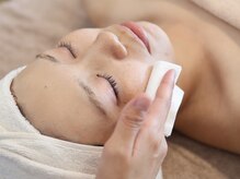 シーズン(Season)/[3]角質ケアロ-ションで拭き取り