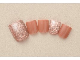 6000円　フットネイル