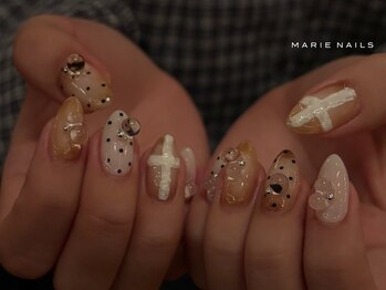 マリーネイルズ 青山店(MARIE NAILS)の写真/★初回オフ無料!定額¥6600~。ご予算に応じて流行を取り入れた600以上のアートをご用意♪1week保証付き!