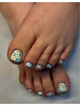 ヴォランチ ネイル(Volante.Nail)の写真/【親子でご来店大歓迎♪】忙しい主婦の方に◎美容室内のネイルサロンでスペース広々（カート持込もOK★）
