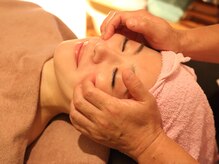 リラクゼーション整体サロン シルキー(SILKY)/お顔のムクミには頬骨の下が大切