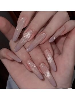 ヴィーナスネイル(Venus Nail)/長さ出しマググラデーション