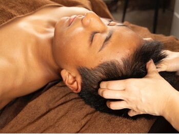 トゥルー(TRUE)の写真/【男性大歓迎/完全個室】仕事の疲れを極上マッサージでリセット。強もみ×本格手技で首肩もスッキリ解消!