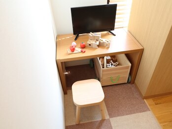 リライフ(Relife)の写真/完全個室にはキッズスペースあり！バリアフリーのためベビーカーでも楽に入室可◎ママ友と一緒に通えます♪