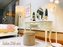 サロントゥエンティーフィフスアベニューニコ(Salon 25th ave.)
