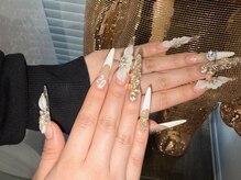 リサ(Risa)/長さ出しスーパーロング3Dネイル