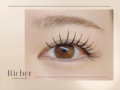 リシェリアイラッシュ(Richer)の写真