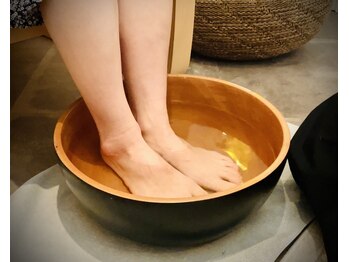 スロ(Sulo)/アロマフットバス