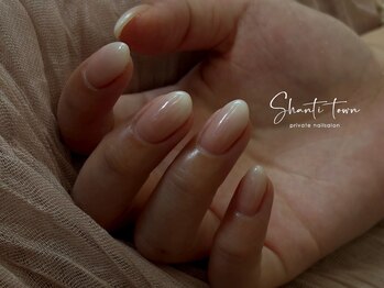 シャンティ タウン(Shanti town)/シンプルネイル