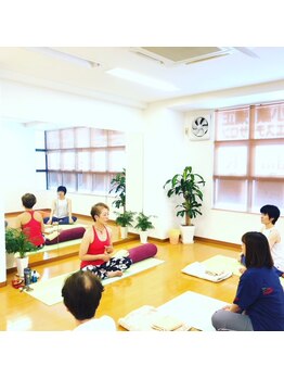 ビューティスタジオK/シニア・マタニティヨガ