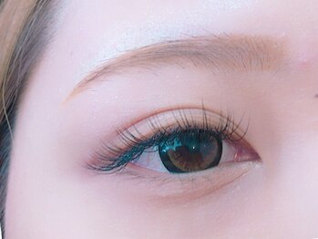 アイラッシュ フリーティエ(eyelash freetie)/自然な付け心地と柔らかさ