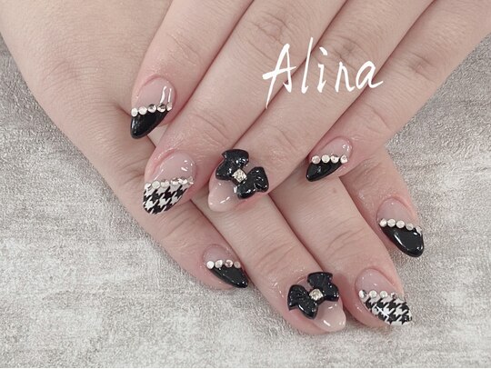 2025年春トレンド】千鳥のネイルデザイン集｜人気順｜2ページ目  