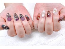 モモ(MOMO)/複雑アート