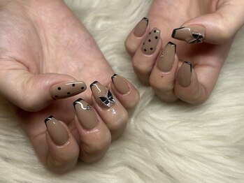 カットアンドスタイル クラウン(Cut & Style Clown)/ジェル/スカルプ/ネイル/横浜