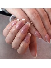 モニーク(Monique)/