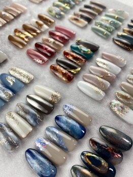 Layanary by Eastnail【12月3日NEWOPEN（予定）】の写真/カラー豊富なシンプル～こだわりアートまで、艶&美しいフォルムで仕上げ、ワンランク上の"魅せる"指先に♪