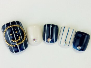 ネイルサロン ドレリッチ 大宮店(drerich)/ストライプニコちゃん