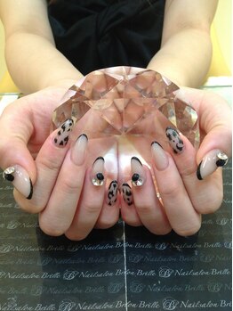 エスフィーネイルサロン ブリーユ(Esfy nailsalon Brille)/ヒョウ柄ネイル