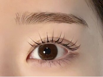 アイグラッド(eyeglad)の写真/【骨格似合わせ眉毛スタイリング】1mm単位でこだわるアイブロウスタイリング＊メンズにも大人気◎