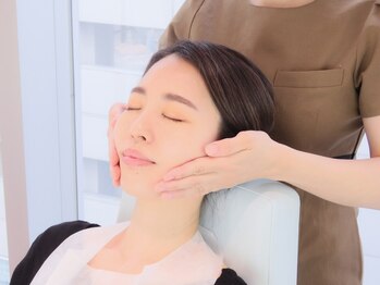 ナリストータルビューティサロン 上野