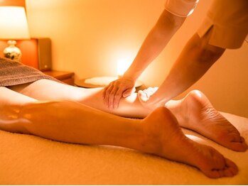 カオン(kaon)の写真/【痩身マシン＋リンパ全身95分￥16000～】花嫁様歓迎！理想のボディライン＆写真映えはお任せください！