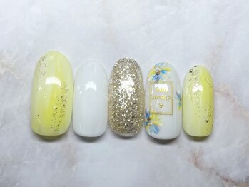 ルミエ(Lumie)/お花ネイル