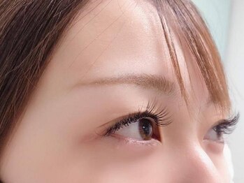 リラ(LYRA)の写真/お客様の目元にあったデザインを★口コミ高評価・高技術・高品質サロン！あなたの魅力を最大限に引き出す♪