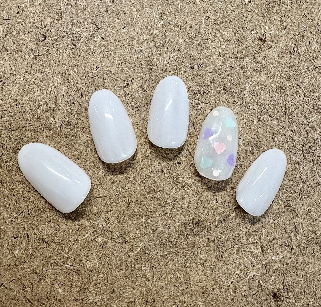 40))ネイルチップ フレンチガーリー ハートネイル ホワイト バレンタイン No.31 ハートチェーン‎🤍ホワイト ハート ガーリー ネイルチップ