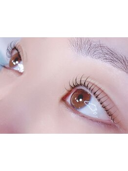 ナチュラル上品な目元にしたい