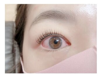 コンフィアンスアイズアンドジュエリーネイル/