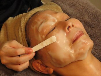 ナチュリ(naturi)/炭酸ガスパックでエイジングケア