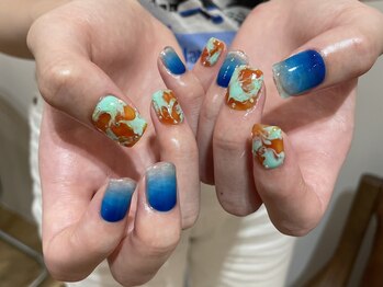 ハンドフィッシュ(handfish)/マーブルアンドグラデネイル