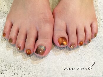 ニーネイル(nee nail.)/フットニュアンスべっ甲nail