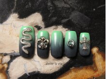 アトリエ ラビータ(atelier la vita)/カラーグラデーション×シルバー