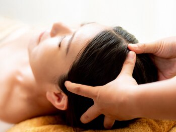 ニキ(NIKI)/すっきり爽快!炭酸ヘッドスパ