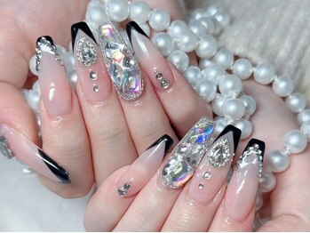 ブラソンネイル(Blossom nail)の写真/スカルプで理想の美爪を手に入れ、デザインの幅広さとモチの良さが自慢★自爪を美しく伸ばしたい方にも◎
