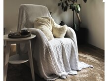 リクライニングチェアで妊婦さんや腰痛のある方もくつろげます◎