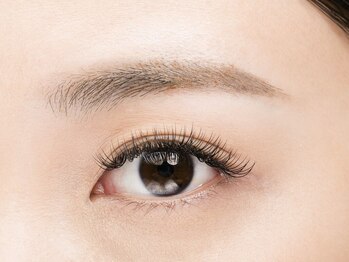 ダイブ(Dive)の写真/【理想の目元へ◇】自まつ毛が伸びたような自然な仕上がりだから大人女性にも人気のサロン♪モチの良さも◎