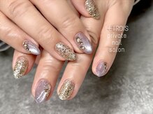 ルトロワ(LETROIS)/