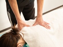 マハロ港南スポーツはりきゅう接骨院/肩への施術