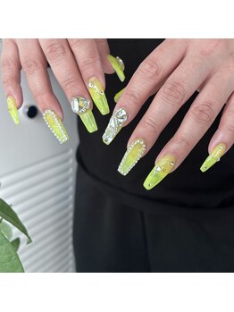 モニーク(Monique)/