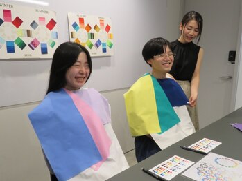 スタパト 池袋店の写真/《ペア割♪パーソナルカラー診断¥16200（¥8100/名)》初めての方もお友達やご家族同士で楽しくお得に診断☆